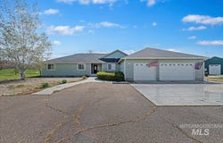 2393 NE 21st St, Payette, ID 83661