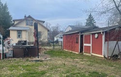 126 THOMAS AVE, MAPLE SHADE, NJ 08052
