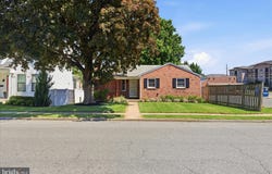 17 E THIRTEENTH Street, FREDERICK, MD 21701