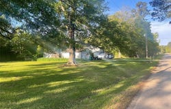 Johnson Dr, Orange, TX 77632