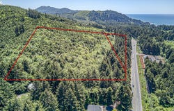 S Hwy 101 lot: 500, DepoeBay, OR 97341