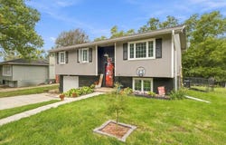 1002 Timber Lane, Glenwood, IA 51534