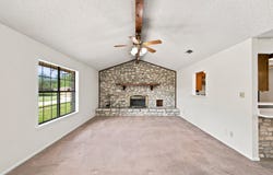 1721 CONTINENTAL DR, Pleasanton, TX 78064