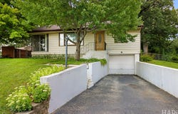 1012 Elder Avenue, McHenry, IL 60051