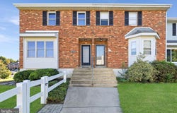 168 E E. GREEN VALLEY CIRCLE CIR, NEWARK, DE 19711