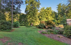 105 Laurel Lane, Seneca, SC 29678