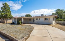 1015 Calle Del Encanto, Las Cruces, NM 88005