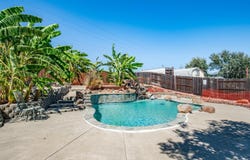 655 W Creekside Circle, Dixon, CA 95620