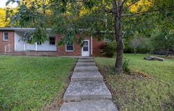 608 Kentucky 1087, Softshell, KY 41831