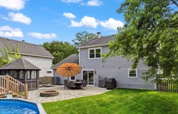 1340 Northgate Drive, Bartlett, IL 60103