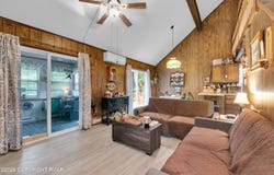 2128 Apley Drive, Bushkill, PA 18324