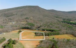 3-4 Old Mill Road, Pinnacle, NC 27043