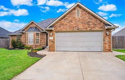 2605 Meadowview Dr, Duncan, OK 73533