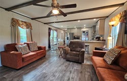 202 W 6th Street, Thornton, TX 76687