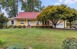53 Armstrong Road, Etowah, NC 28729