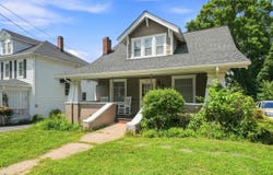 1831 Maiden Ln SW, Roanoke, VA 24015
