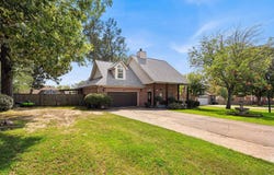 140 Birchwood Cir, Cabot, AR 72023