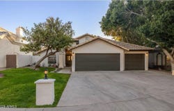 1911 E CLIPPER Court, Gilbert, AZ 85234