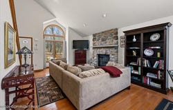 3176 Bluebird Drive, Bushkill, PA 18324