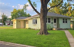303 E Truman Avenue, Clinton, MO 64735