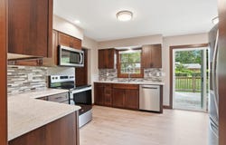 2428 Willow Lane, Cedar Falls, IA 50613