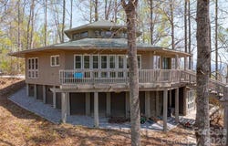 39 Tatham Road, Hendersonville, NC 28792