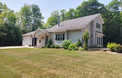 15538 W Sandtown Rd, Curtis, MI 49820