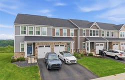 2044 Cade Drive, Monaca, PA 15061