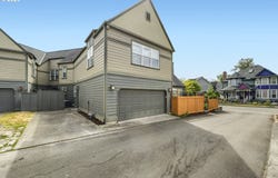 21999 NE PARK Ln, Fairview, OR 97024
