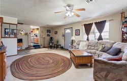 613 W Arkansas Street, Gentry, AR 72734