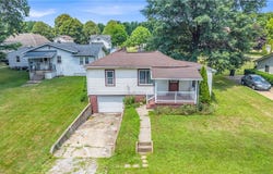 265 Main Street SE, Brewster, OH 44613