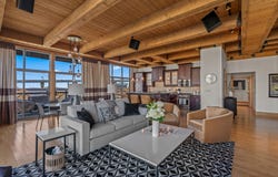 541 E Erie St, Milwaukee, WI 53202