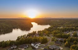 314 Shoreview Drive, Chesnee, SC 29323