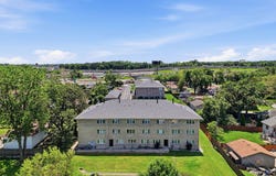 8836 Amelia Court, Justice, IL 60458