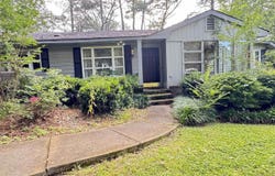 207 Iris Drive, Centre, AL 35960