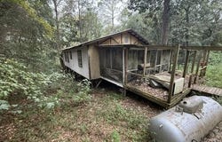 319 Shady Lane, Waynesville, GA 31566