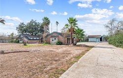 5377 County Road 73, Robstown, TX 78380