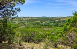 162 Doss Dr E, Center Point, TX 78010