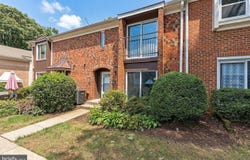 3743 PERSIMMON Circle, FAIRFAX, VA 22031