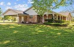 109 Meadowview, Crockett, TX 75835