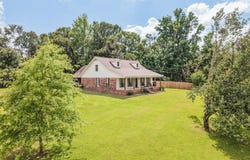 880 CR 236, Walnut, MS 38683