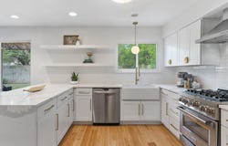 9104 Texas Oaks Dr, Austin, TX 78748
