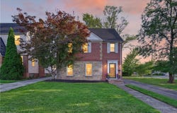 3582 Raymont Boulevard, University Heights, OH 44118