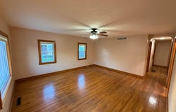 202 Dewey Avenue, Washington, IN 47501