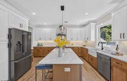 94 Parsippany Rd, Hanover Twp., NJ 07981-1141