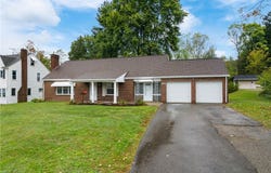 1720 Lincoln Way E, Massillon, OH 44646