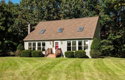 24 Main Street, Newfields, NH 03856