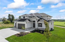 517 Bentwater Drive, Raymore, MO 64083