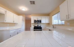 5717 Lisbon Ct, Palmdale, CA 93552