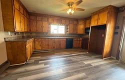 100 N TULPEHOCKEN Street, PINE GROVE, PA 17963